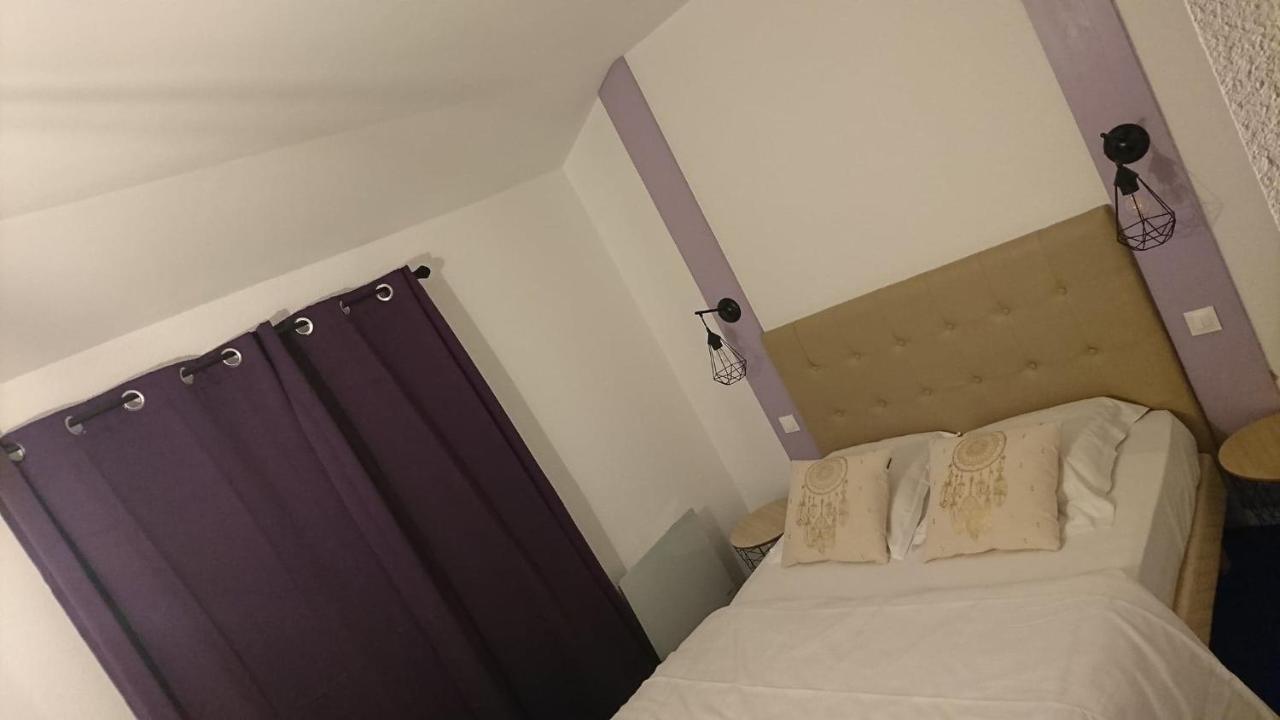 Hotel Les Deux Porches Verrieres  Eksteriør billede