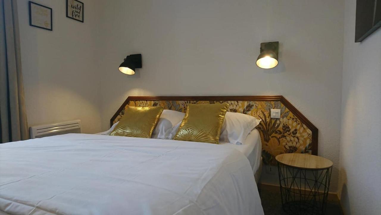 Hotel Les Deux Porches Verrieres  Eksteriør billede