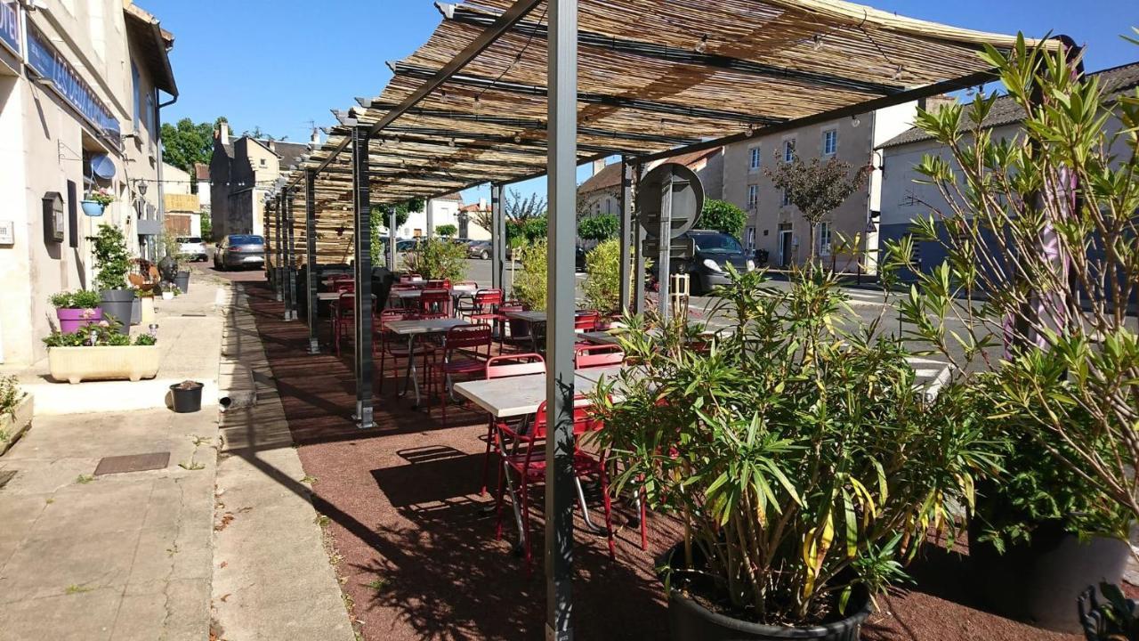 Hotel Les Deux Porches Verrieres  Eksteriør billede