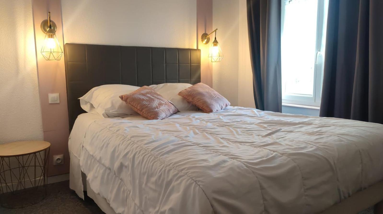 Hotel Les Deux Porches Verrieres  Eksteriør billede